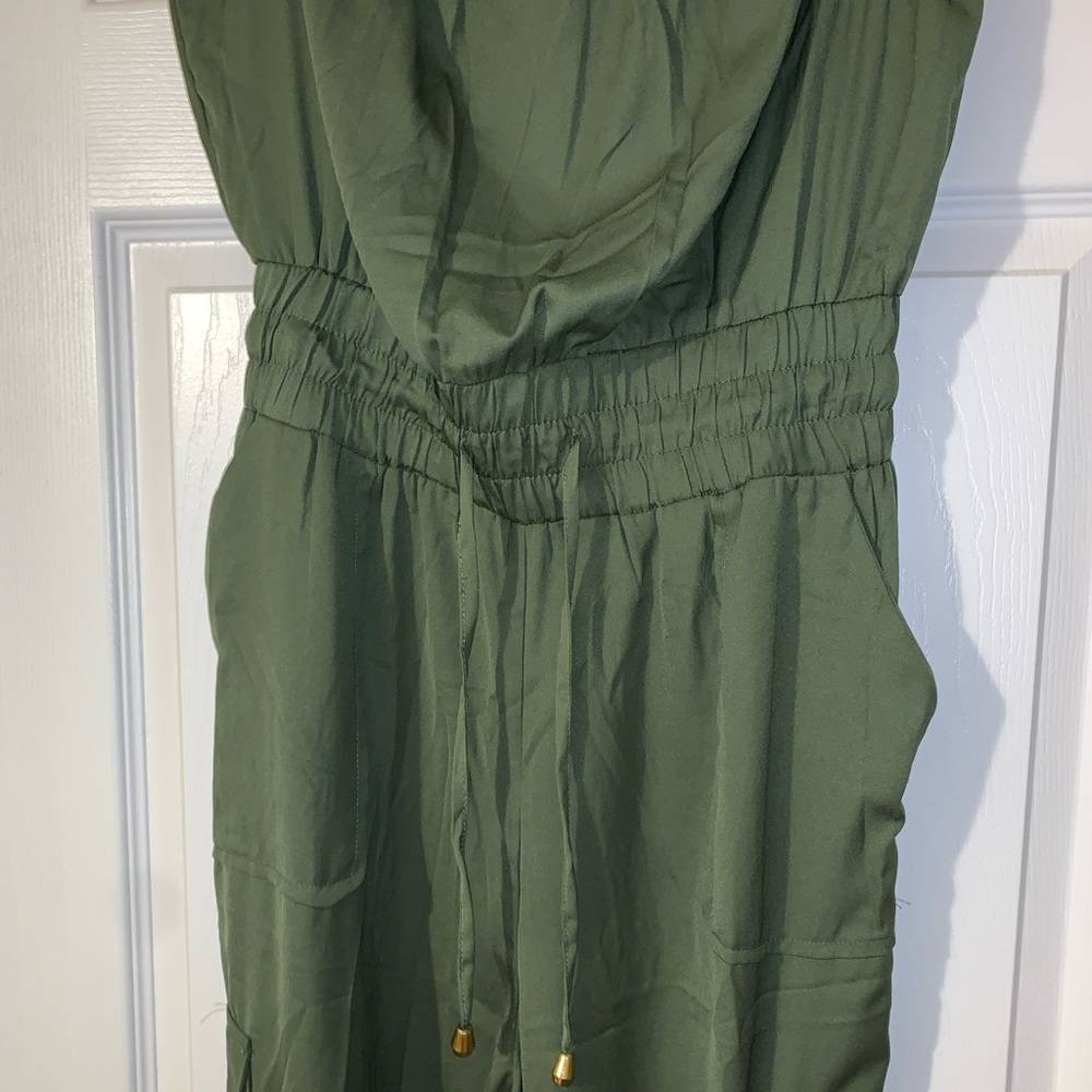 Romper - Picture 3 of 4